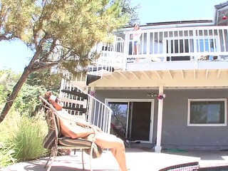 Victoria Rae Black Pounds Stepbro