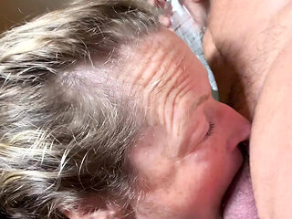 Close up oral Green Eyed Mature
