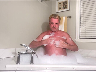 ENEMA BATHROOM SUITE 1