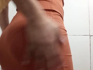 Enjoying my holiday with a sex craving, scene 1