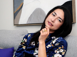 Interview with Asian MILF Isabel Love