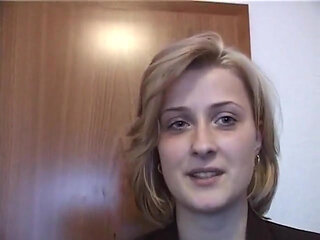 Dianas stepsister is doing porn, omg