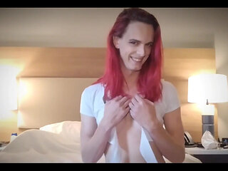 Come Stroke Your Cock to My Pretty Feet