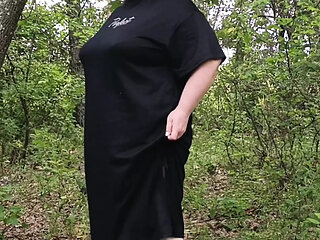 Mother-in-law Undressed in a Park and Masturbates Her Pussy