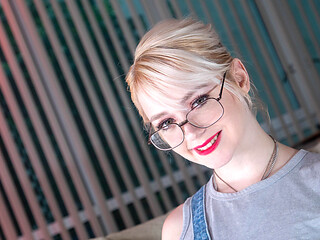Annie Archer in My Favorite Therapist!