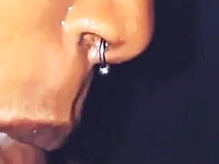 The Throat Moisturizer!!