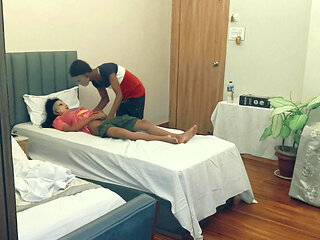 Desi Bhabhi in Hotel Sex