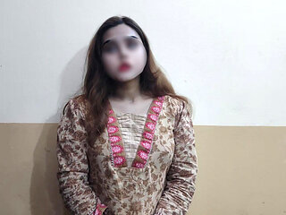 Bari Baji Ne Dikhay Apne Barre Barre Dodo