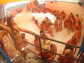 glamourous french swingers club 011