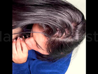 That wet blowjob then in the shower I love to suck the cock of this hottie