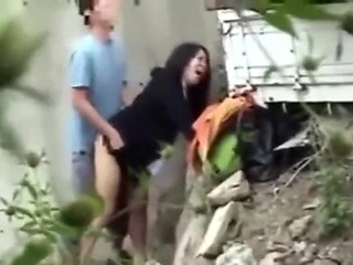 04276,A woman who screams in agony