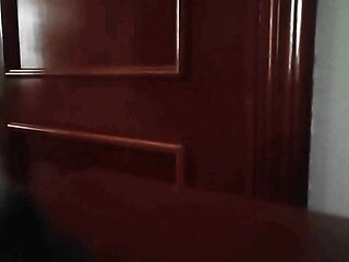 Gemidos de mi novia en hotel. Se folla a su amigo y luego me env&iacute_a el audio