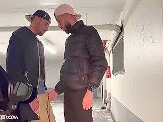 Show Me How Parisians Suck Cock