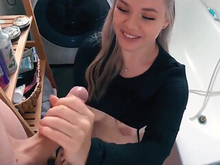 Morning Fuck in the Bathroom
