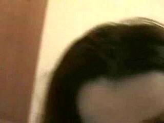 Amateur GF gives a sloppy blowjob