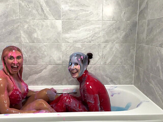 Latex Gunge with Belle Ohara