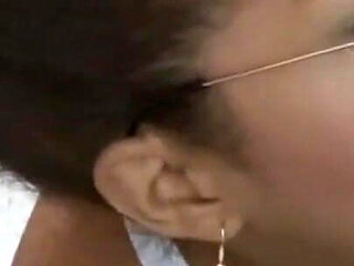 I Come From the Street Tired, I Walk a Lot, I Need Someone Who Wants to Take Me to Work Every Day!!