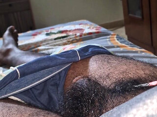 desihunk fun with my hairycock