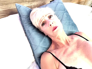 Mature white-haired MILF gives the best POV blowjob