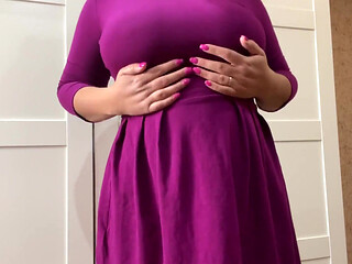 I Show the Audience How My Pantyhose Look Without Panties