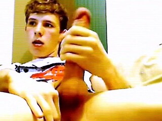 Big Dick Twink Masturbates on Webcam
