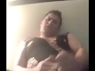 Easykimmy1 just masturbating and showing her everything
