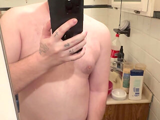 Jerking off in the bathroom mirror