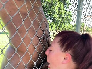 -Onlyfans.com- Damnnndezzyyy - Fence Fucking Had To Cut It