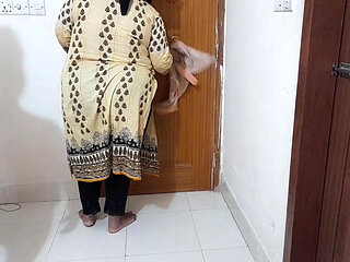 Punjabi Hindu Bhabhi Is Fucked by a Guy While Cleaning the Home - Newly Married Indian Bhabhi (hindi Clear Audio)