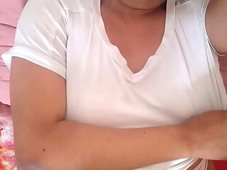 QUE ALGUIEN ME DESBARATE MI CO&Ntilde_O ESTRECHO, mientras tanto me masturbo s&oacute_lita, REAL CASERO AMATEUR.