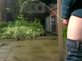 Big Piss 1