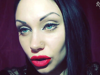 Rose lipstick is your weak spot