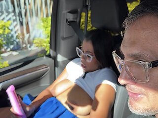 Juan Bustos And Big Pussy - Boomsarr Latina With Huge Tits And Ass Submits To The Fucking Machine Inside The Car Road 12 Min