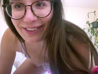 Pale amateur teen brunette Lynn Love