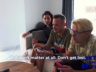 I Asked My Girlfriend to Fuck Me with a Juntame Toy