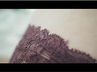 Close Up 2 - Linda Sweet & Luna C
