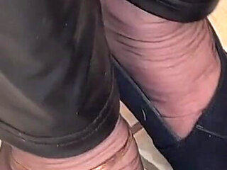 Aunty Sandra Stripping for You All Vgq34