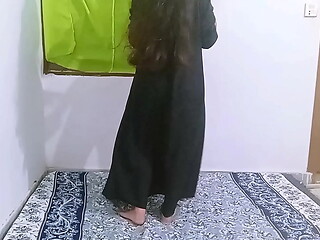 Desi Indian Young girl Cheating Wife Ferzana Bhabhi Wearing a Abaya Hijab Fucking