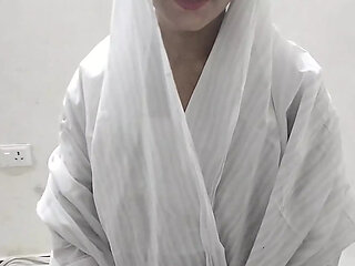 Bhabhi ko chod kar bur bur faad diya