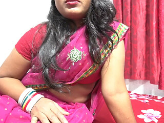 An Indian Bhabhi Made Herself Squirt