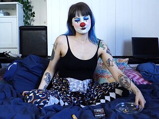 Smoking fetish, fur covered, armpit smell