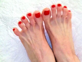 Solo masturbation and the foot fetish