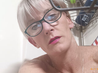 Foot Worship and Bath