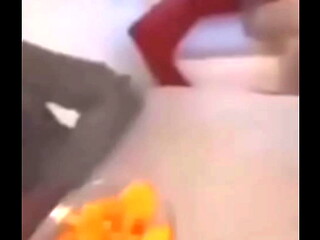 Persona de COLOR seduce a otro MARICON. MEJOR V&Iacute_DEO DE LA HISTORIA