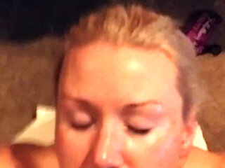 Real Amateur Mormon Mom and Wife Gets Facial on Knees