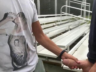 Gay Outdoor Fuck at the Park