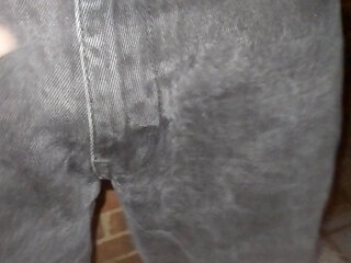 Wet jeans i cant hold my pee whithout touching my dick