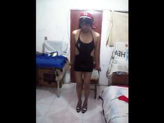 Joselynne Crossdresser In Mini Dress Webcam Live