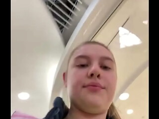 Hard fucking in fitting room