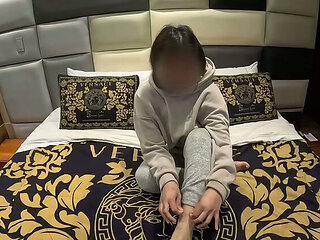 Latina Ivanna Blowjob & Creampie - Amateur Teen Fucks POV Missionary